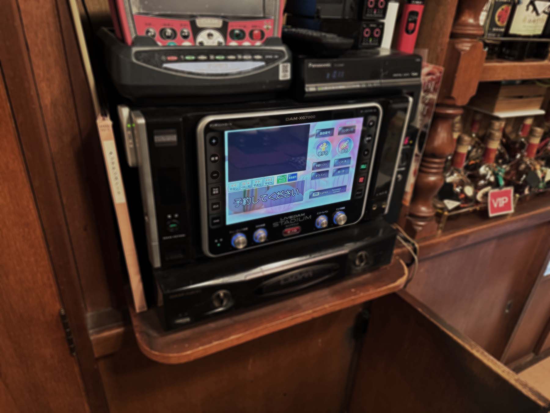 DAMのカラオケ機器の写真